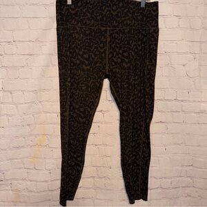Vuori Women’s Studio Pocket Legging Cocoa Spots Size XXL